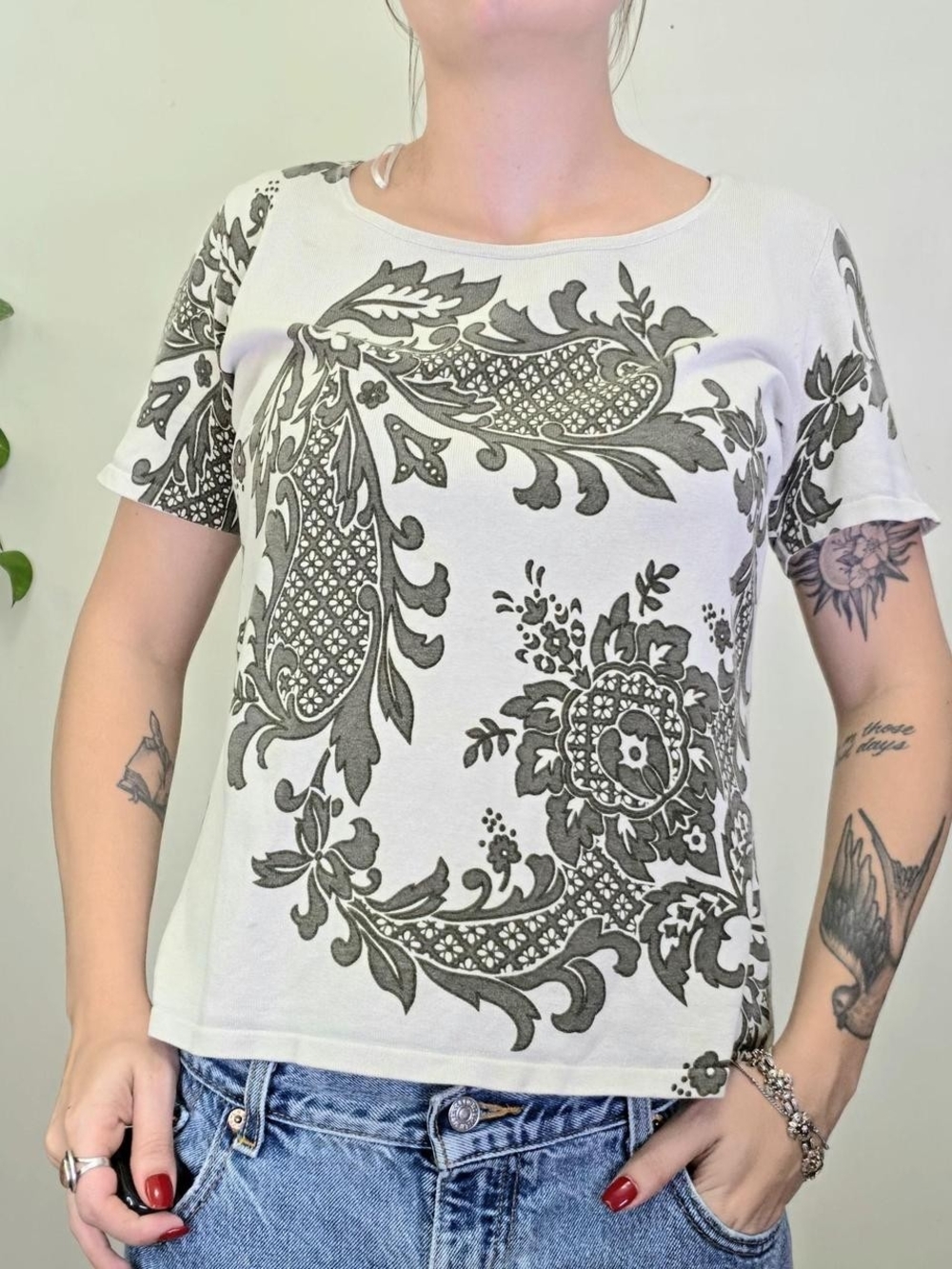 Vintage Y2K paisley print boho tee Size M - Picture 3 of 8